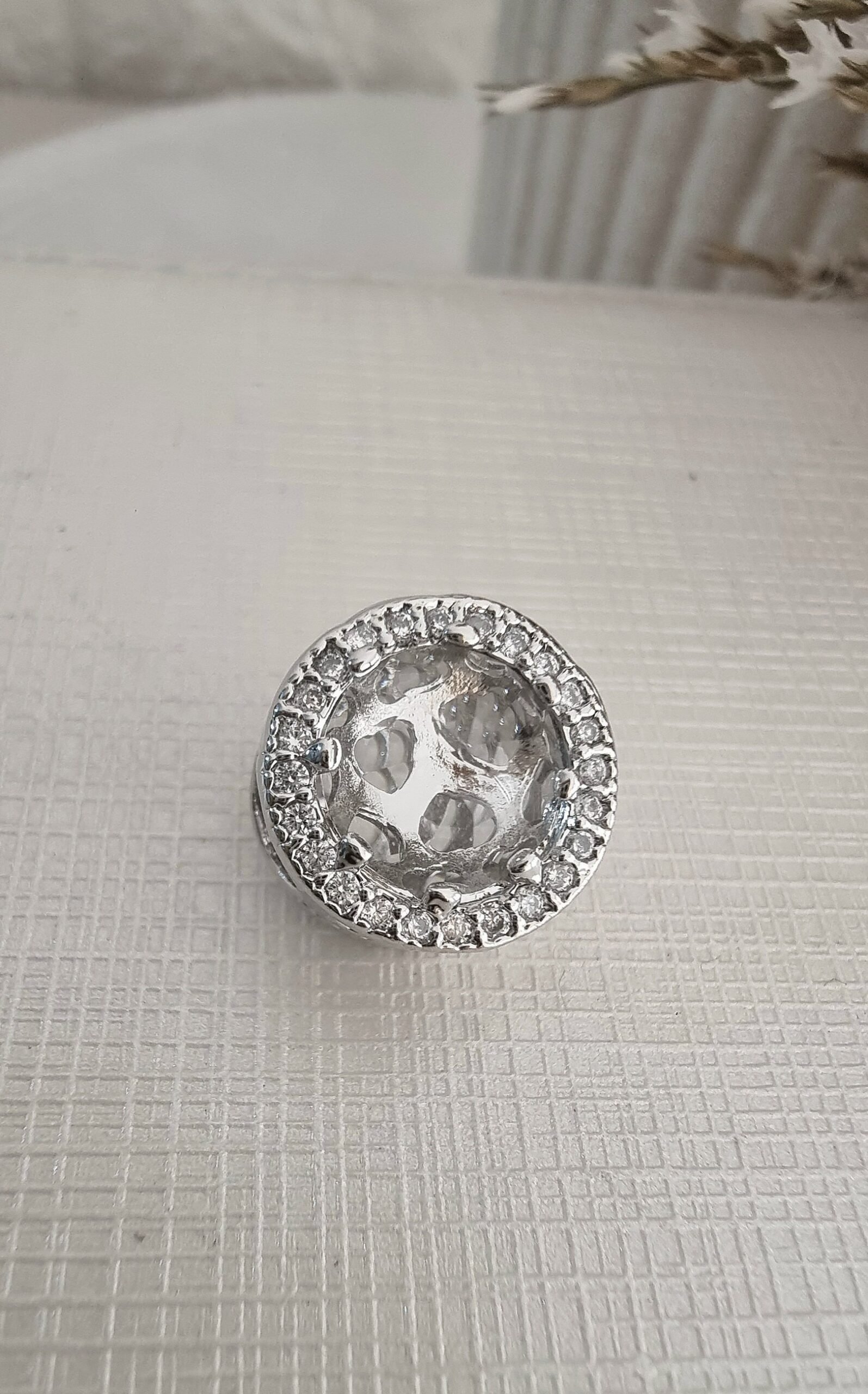 Charm 18
